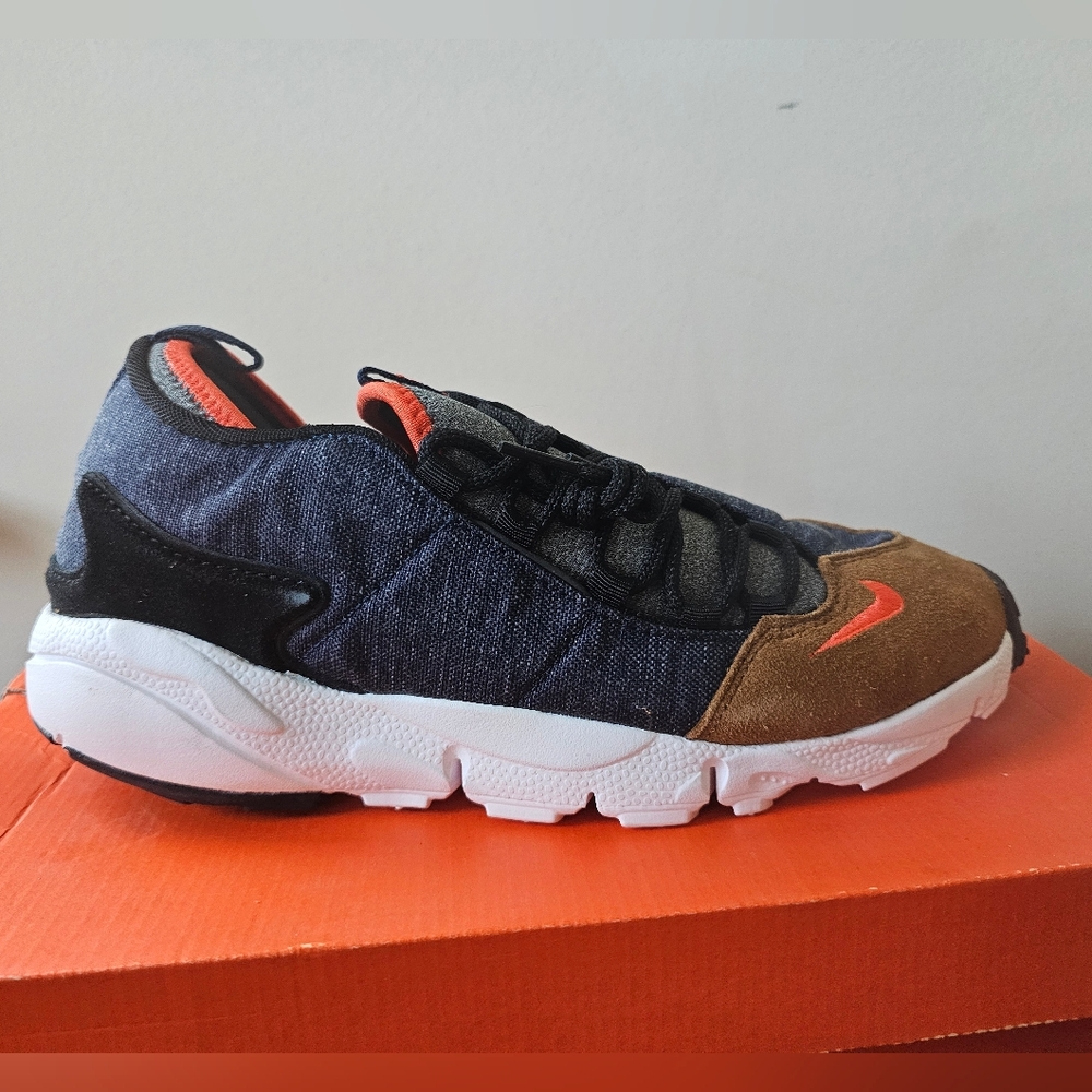Nike Air Footscape NM "Camper" Sneakers